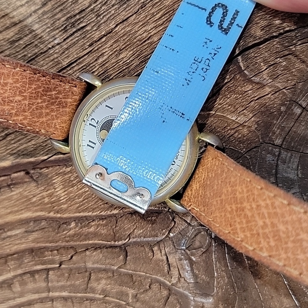 Vintage 80s Watch-it Moon Watch - Picture 6 of 8